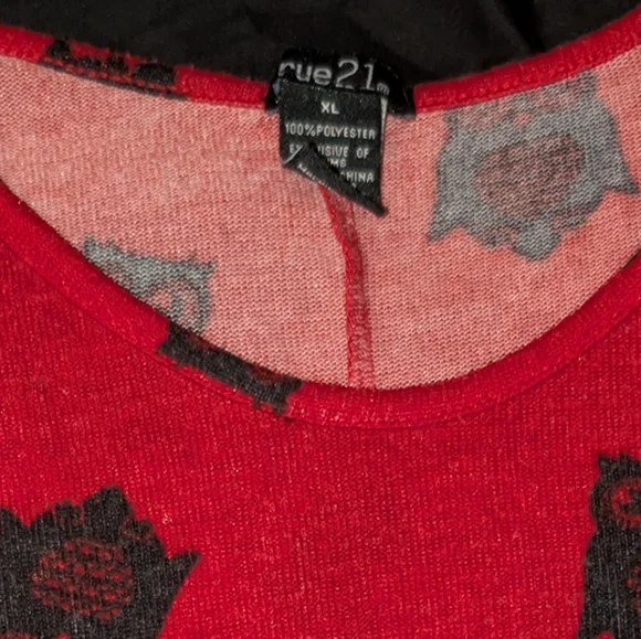 Rue21 Red Top with Black Owl Design - Picture 2 of 2